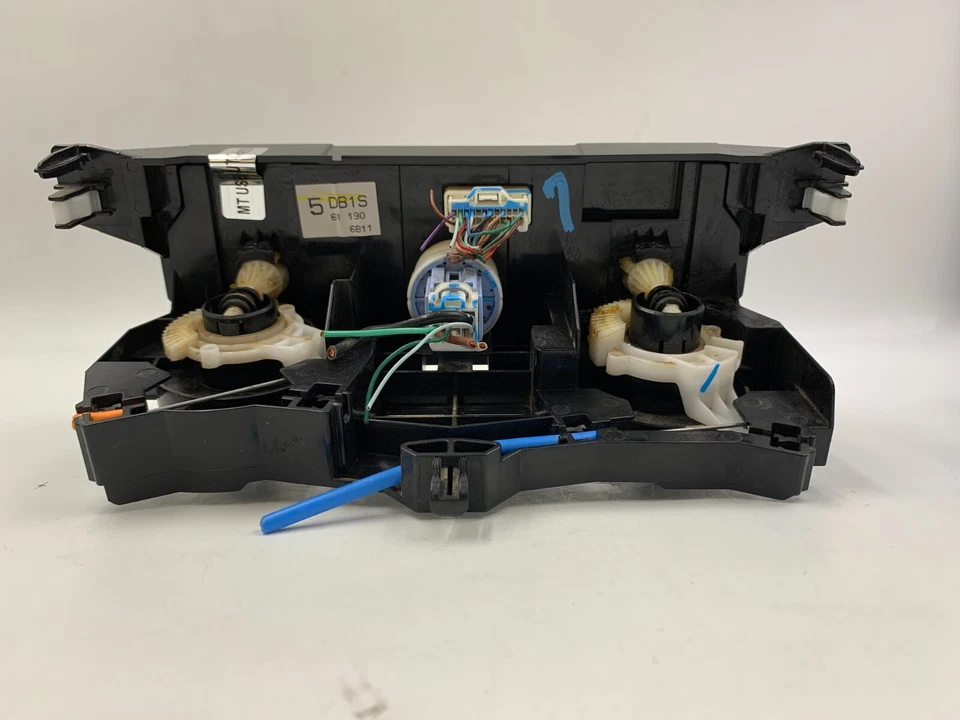 2016 Scion iA AC Heater Climate Control Unit OEM B04B39024 - Image 4 of 4