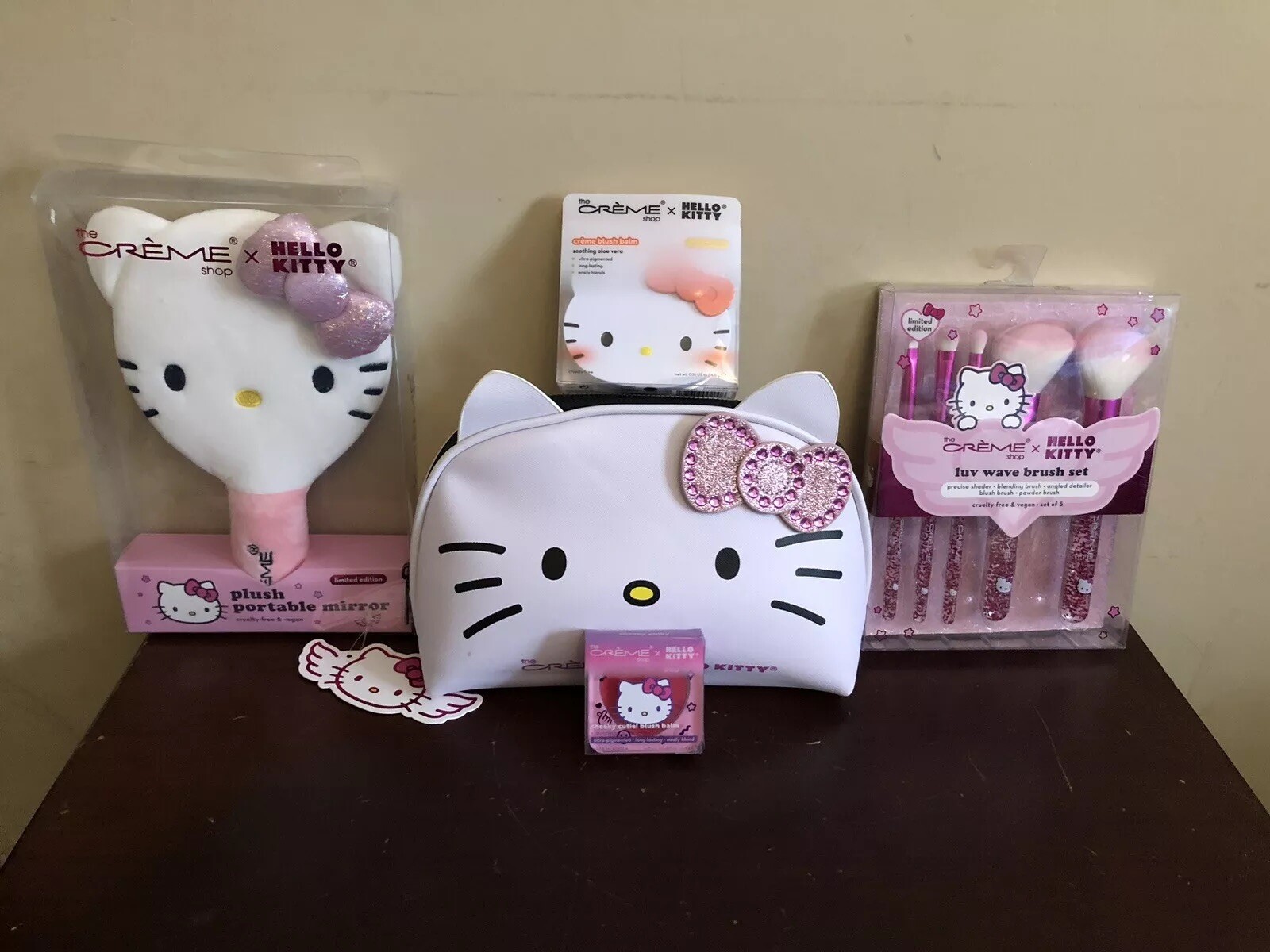 5pc Hello Kitty Lot Bundle Makeup Bag Plush Portable Mirror Blush Balm
