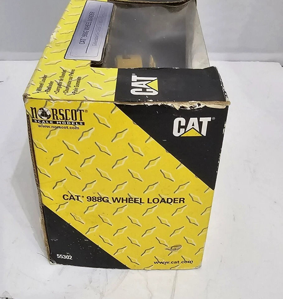 VINTAGE TOY CATERPILLAR CAT 988G WHEEL LOADER NORSCOT DIECAST 1:64 WHEEL TRACTOR - Image 3 of 4