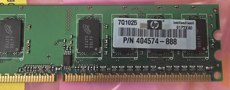 Micron MT8HTF12864AY-800J1 1Gb DDR2 PC2-6400U Ref00365 - Image 3 of 3