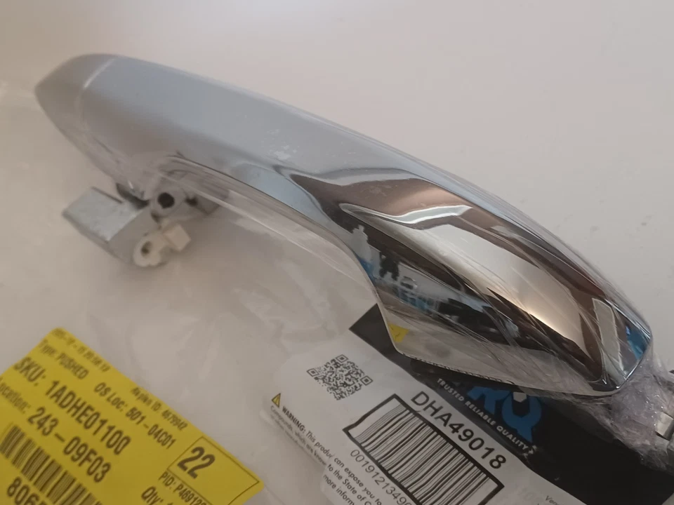 Manija de puerta exterior trasera izquierda TRQ DHA49018 para Honda Accord Crosstour 2010-2011 Foto 3 de 4