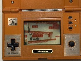 1982 Nintendo Donkey Kong Multi-Screen Game and Watch DK-52 for Parts Or Repair