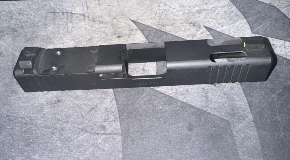 Glock 19C Gen 3 com corrediça de corte RMSc completa compensada, portada, fabricante de equipamento original 9 mm - Imagem 4 de 4