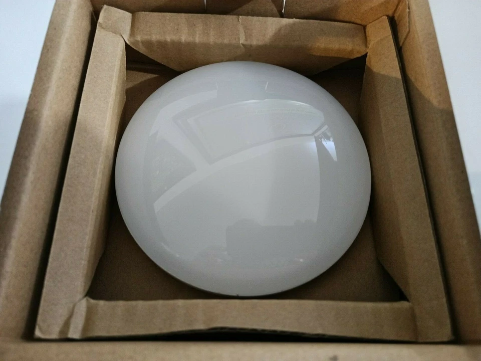 NEW TOSHIBA LED LAMP 950 LUMENS 2700K 13BR40/27K-T DIMMABLE 120V - Image 2 of 2