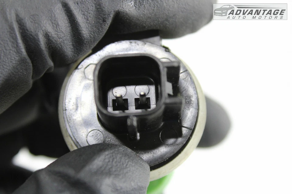 Interruptor de control de lámpara de luz de peligro de emergencia Buick Encore GX 2020-2021 OEM Foto 4 de 4