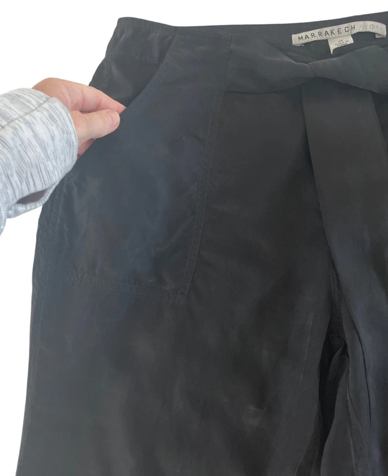 Pantalones Jogger Marrakech Teri Corbata Cintura Cupro Seda Negros Puños a Presión Talla 29 Chic Foto 2 de 4