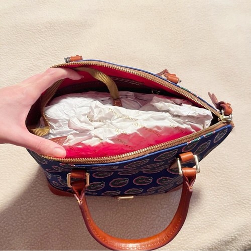 Dooney & Bourke Womens Florida Gators Coated Canvas Convertible Handbag Purse UF - Picture 15 of 16