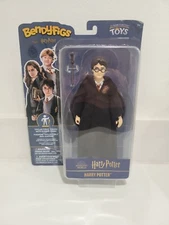BendyFigs Wizarding World: HARRY POTTER 7" Toyllectible Figure w/Display Stand!