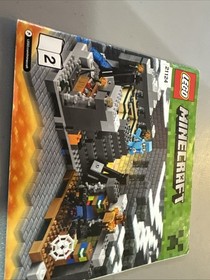 LEGO Minecraft: The End Portal (21124)