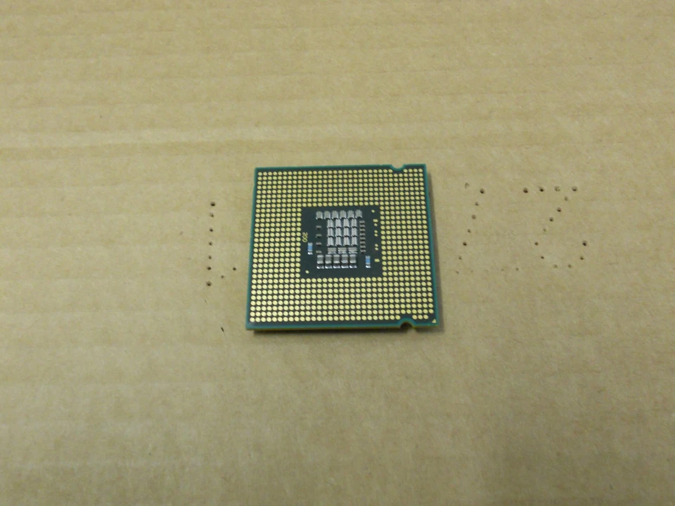 INTEL Core 2 Duo 3 GHz 6M/1333 Pin Gold ©‘2006 Vintage - Immagine 2 di 2