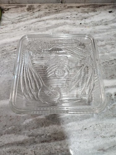 Vintage 1950’s Glass Ribbed Harvest Pattern Refrigerator Dish With Lid