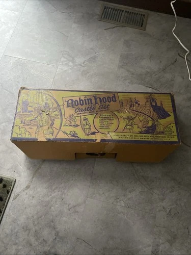 Vintage Marx Robin Hood Castle 4718 Set in box W/ Figures Tin Castle NO RESERVE