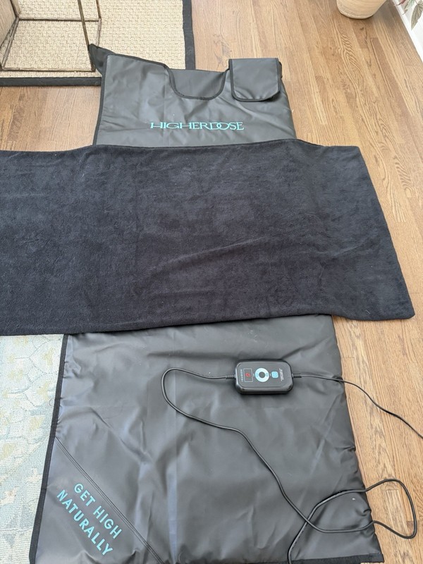 HigherDose Infrared Sauna Blanket ($699 Value)