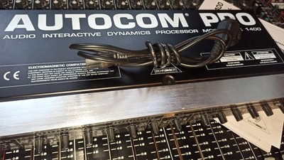 Behringer Autocom Pro MDX1400 Composer 2 Kanal Gate Compressor Limiter Enhancer