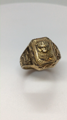10K Gold Ring Little Rock 1945 Class Retro Era 5.6 Gram Size 7.75 Hallmark - Video 1 of 1