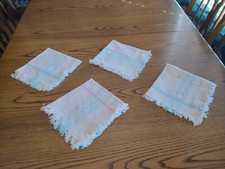 Set of 4 cloth napkins with fringe 16 x 16 in.