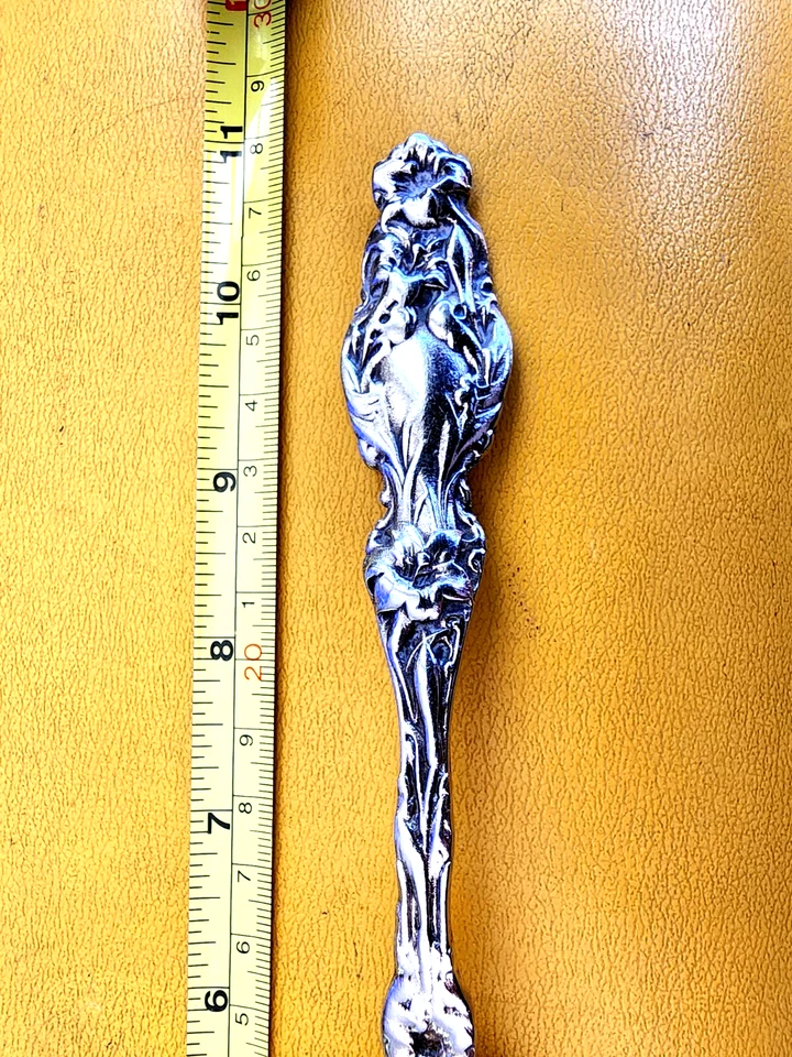 Whiting LILY Sterling Large Solid Fish Serving Fork, 9 1/8" 130 gram - Image 3 of 4