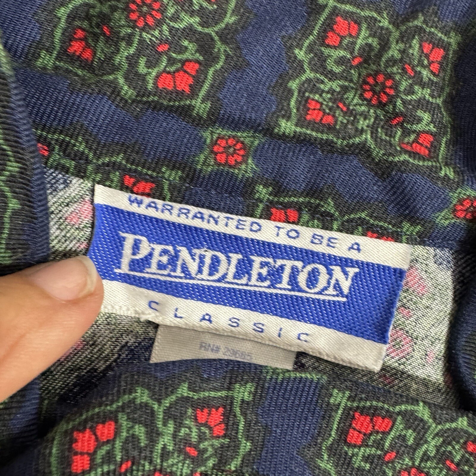VTG Pendleton button down Blouse Women’s Size 8 F… - image 4