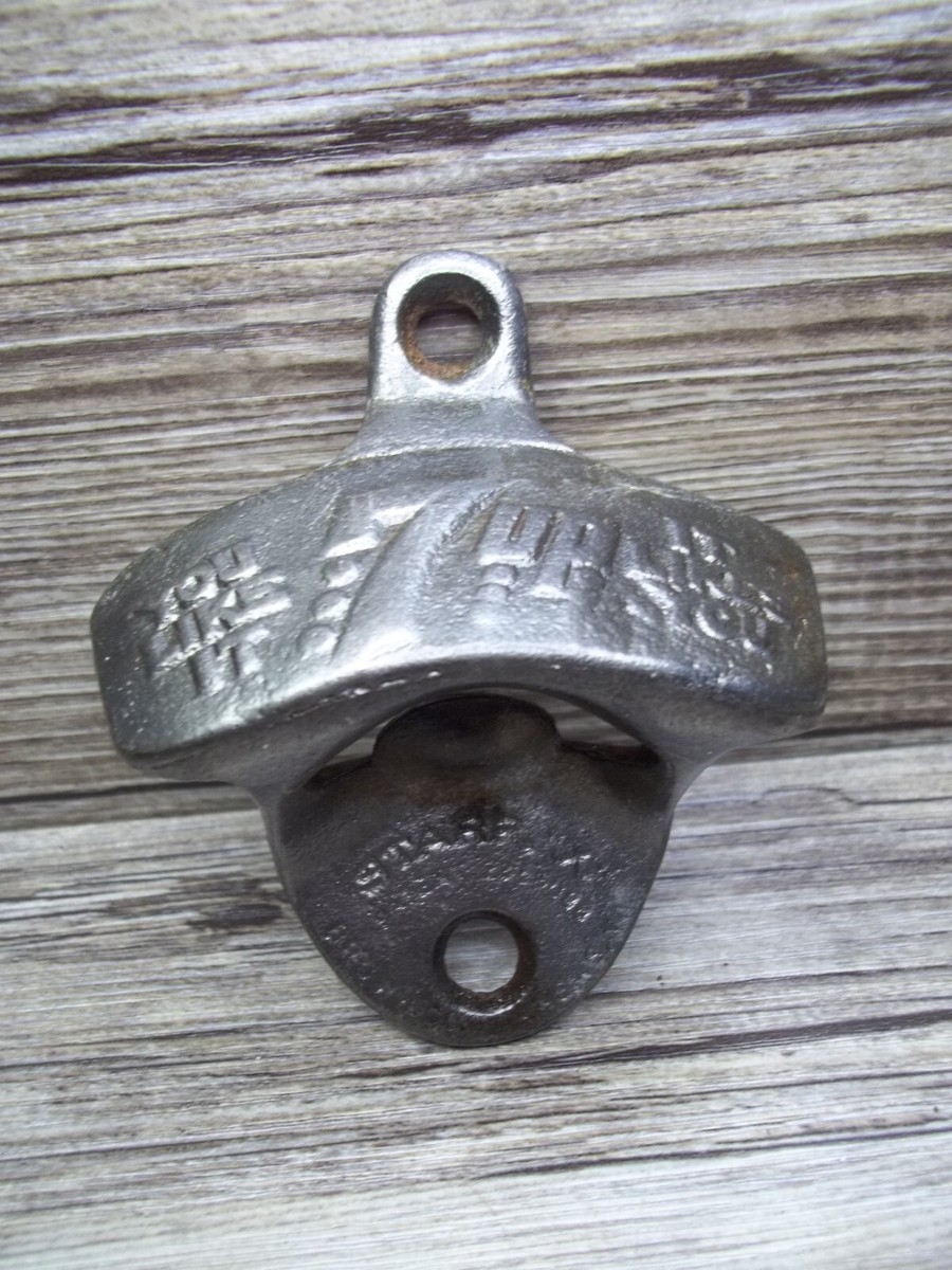 vintage 7 Up bottle opener made by Starr co. you like it it