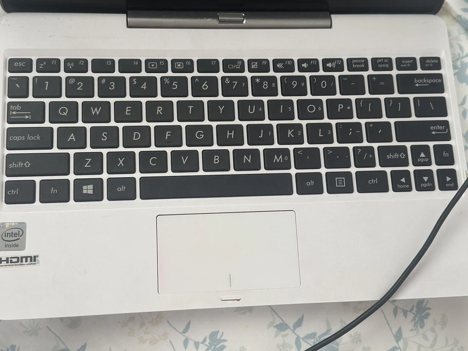 ASUS Transformer Book 32GB, Wi-Fi - Imagem 3 de 4