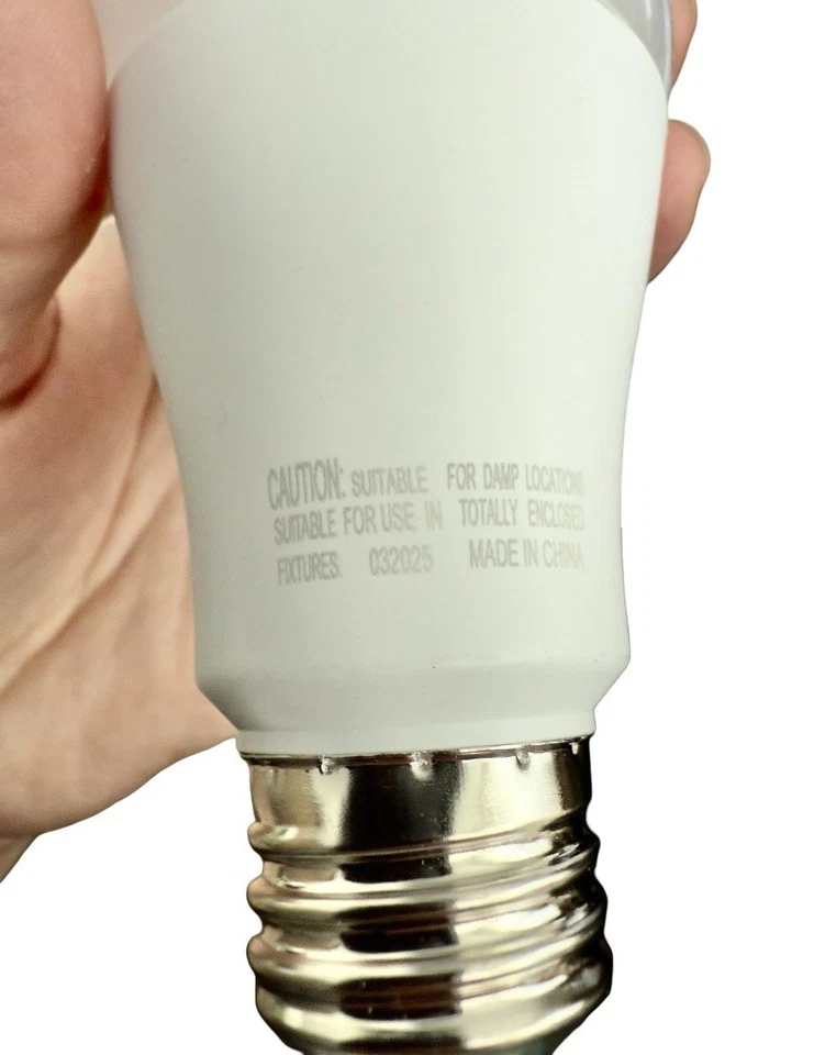 40 Bulbs New Design Dimmable LED 13W Warm White Light A19 100W 2700K DAMP RATED - Image 2 of 3