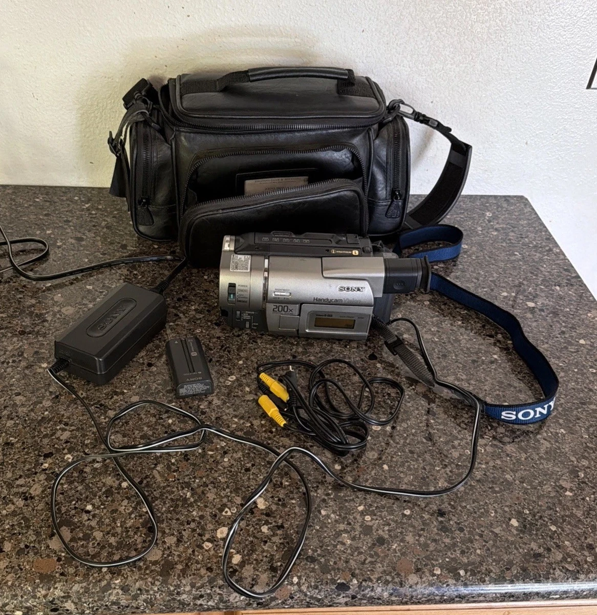 Preços baixos em Sony Handycam Vision Hi8 Filmadoras | eBay