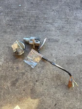 86-06 05 KAWASAKI VULCAN 750 VN750 IGNITION SET IGNITION LOCK CYLINDER FUEL DOOR