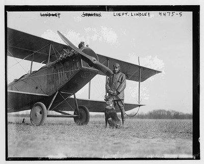Lieutenant Lindley,Aviation,Airplane,Air Pilot,aviator,Bain News,pet dog,cat