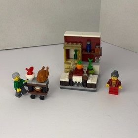 Lego Seasonal Set Christmas Thanksgiving Feast 40123 Complete 2015 No Box
