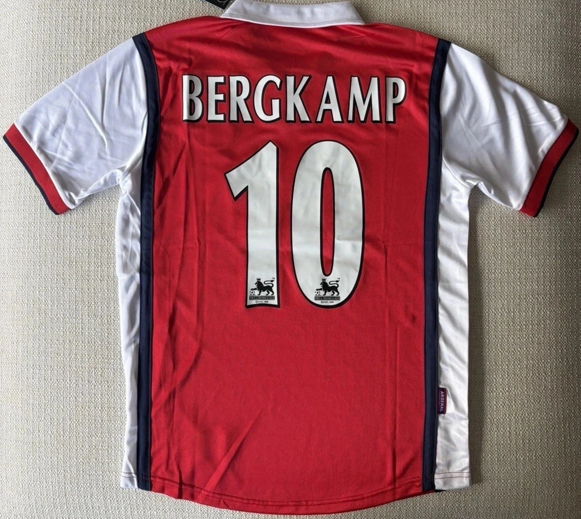 1点のみ　美品　アーセナル ベルカンプ 25+ Bergkamp Jerseys for sale | Updated Oct 2026