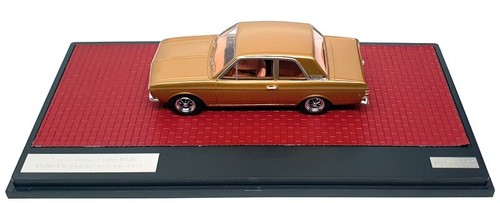 Matrix 1/43 Scale MX40603-103 - 1966-70 Ford Cortina Lotus MkII - Met Gold - Picture 4 of 5