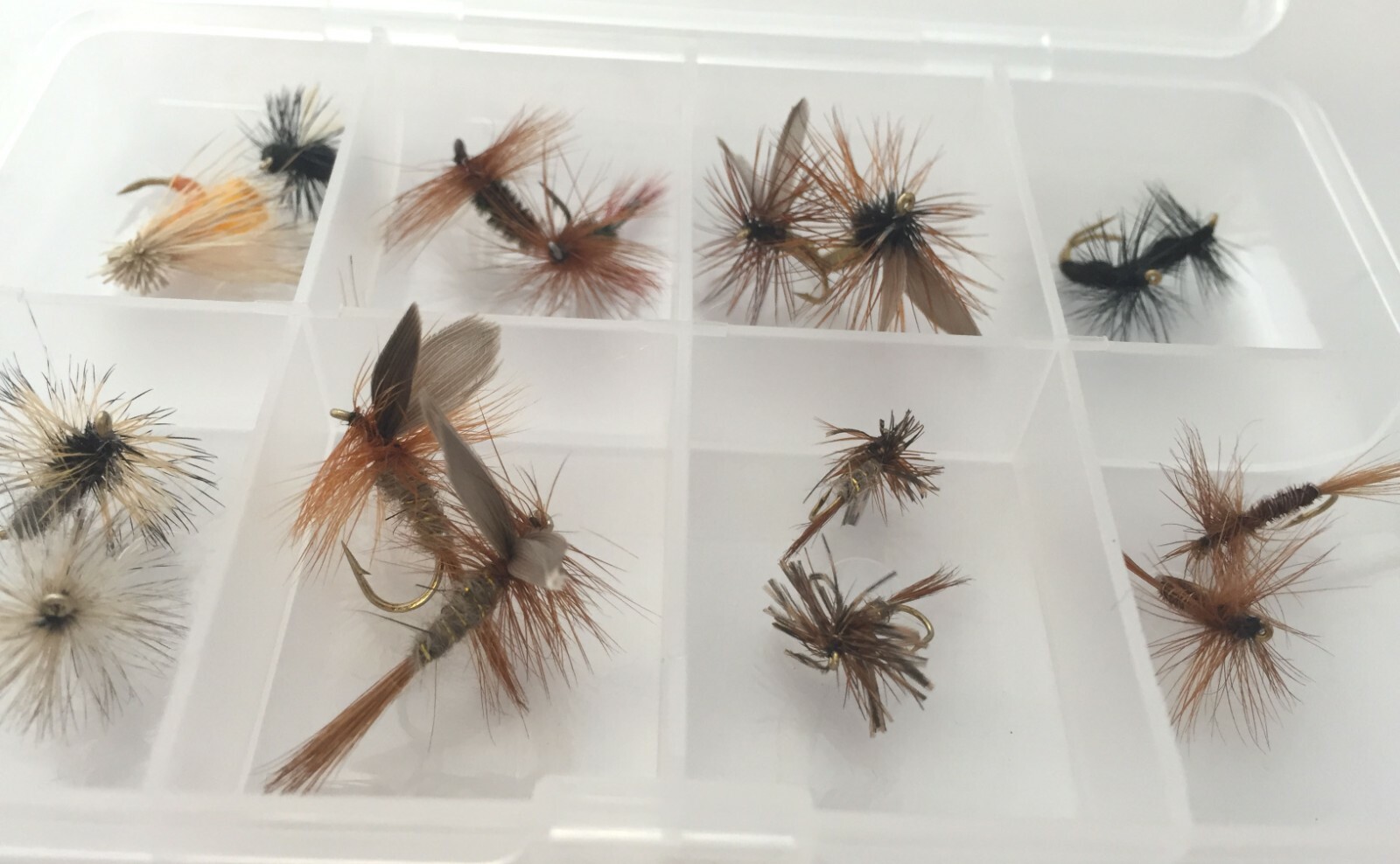 BestCity Fly Fishing RIVER AND STREAM selection, Set of 16 flies #335