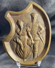 VINTAGE Copper MILITARY THEME RISQUE ASHTRAY ~ SOLDIER AND YOUNG LADY ~ 2-Sided 