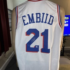 Philadelphia 76ers Collecting and Fan Guide 88