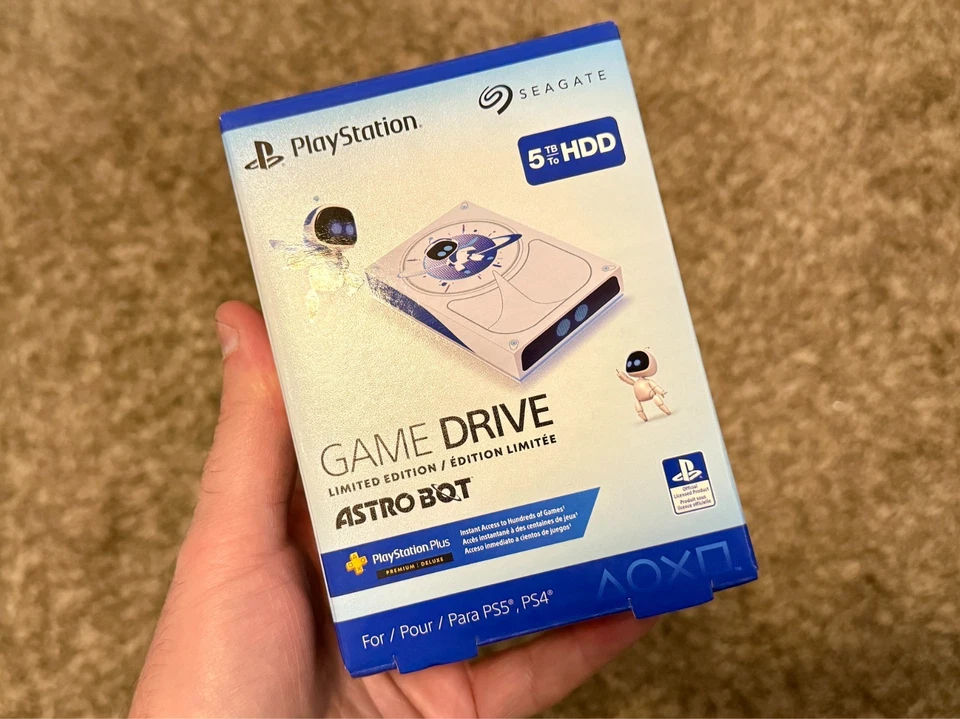 SEAGATE Astro Bot Limited Edition 5TB PS5 PS4 PC Game Drive STLW5000103 - Image 2 of 4