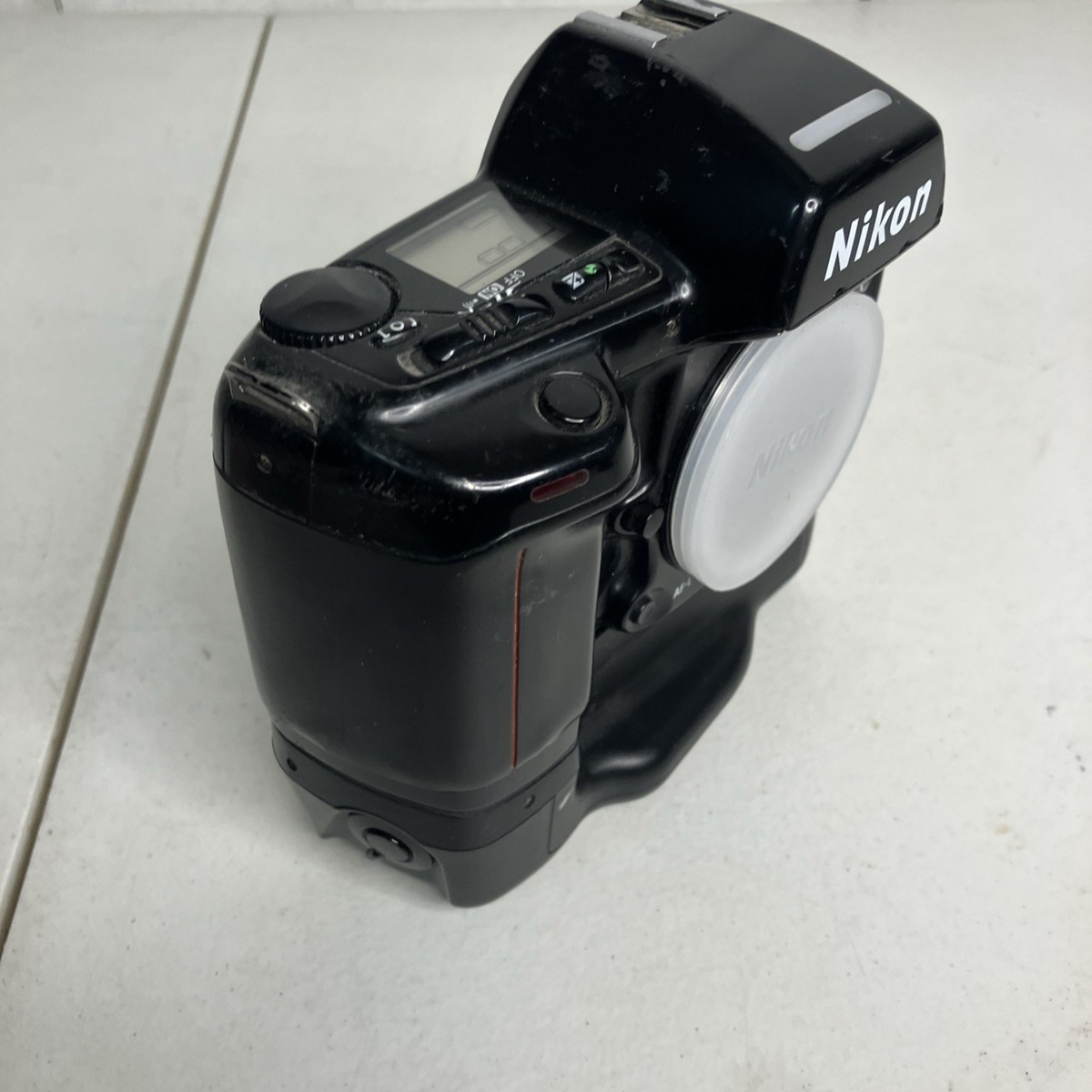 Nikon F90 35mm AF SLR Film Camera Body w/ MB-10 | eBay