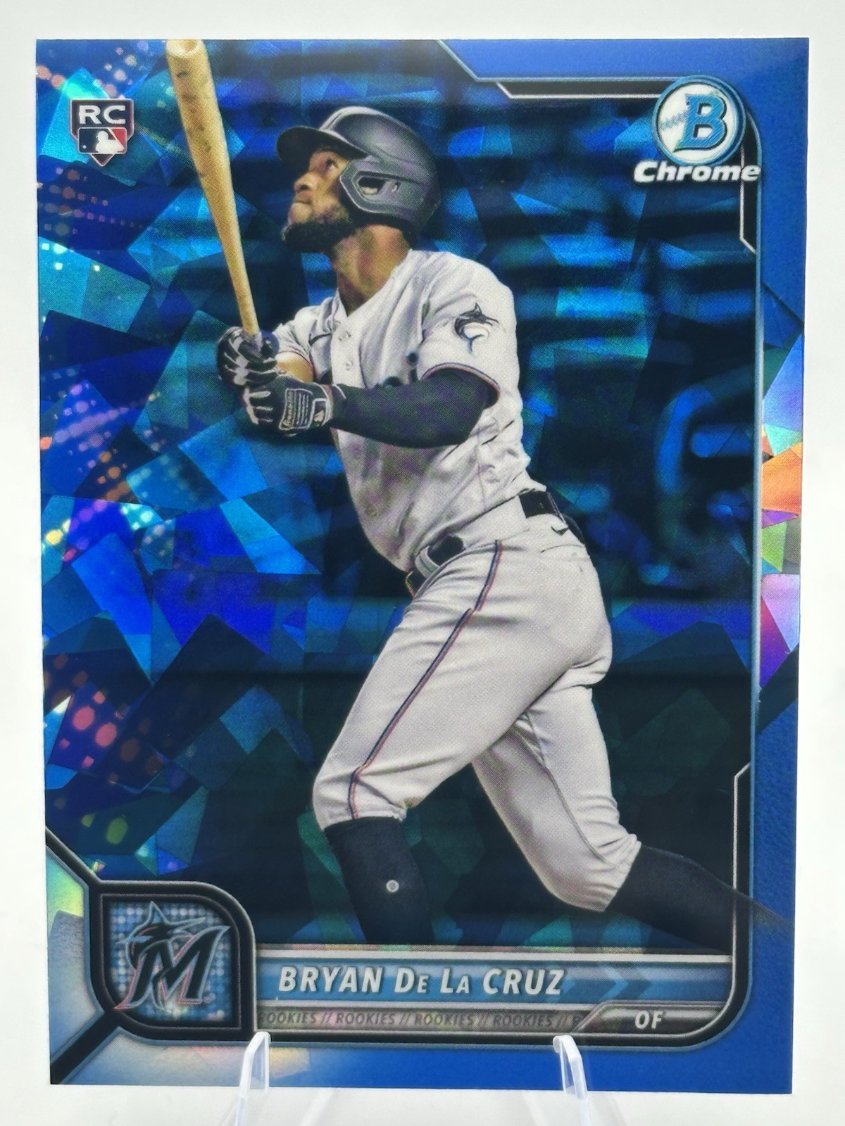 2022 Bowman Chrome Sapphire BRYAN DE LA CRUZ Rookie #52 Pittsburgh Pirates RC