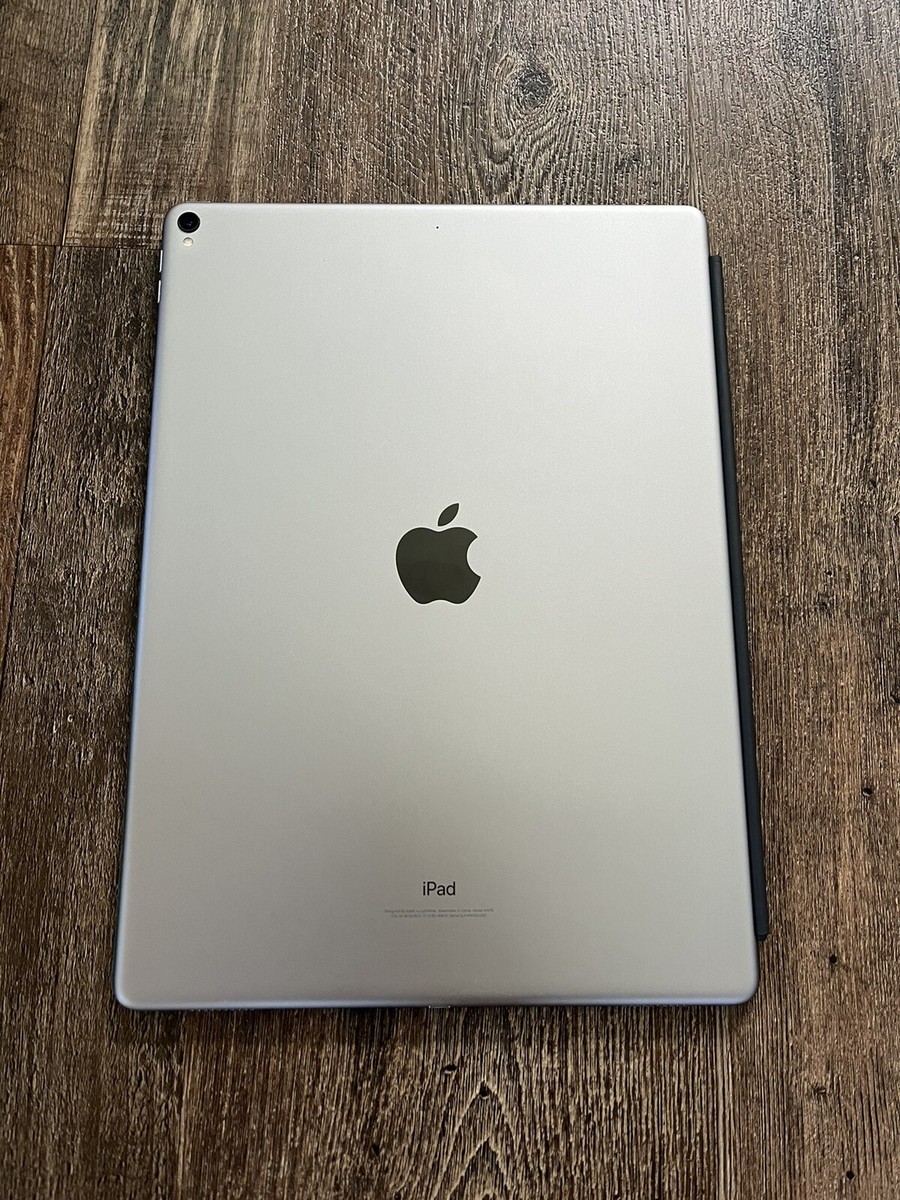 Apple iPad Pro 2nd Gen. 64GB, Wi-Fi, 12.9 in - Silver Apple iPad Pro 2nd Gen. 64GB, Wi-Fi, 12.9 in - Silver