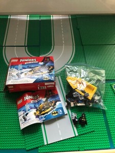 lego juniors batman 10737