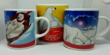 1 kleine (2003) + 2 sehr kleine (2002) Coca Cola"brand mugs", "Eisb&auml;renfamilie"