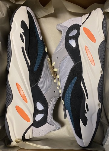 yeezy wave runner men
