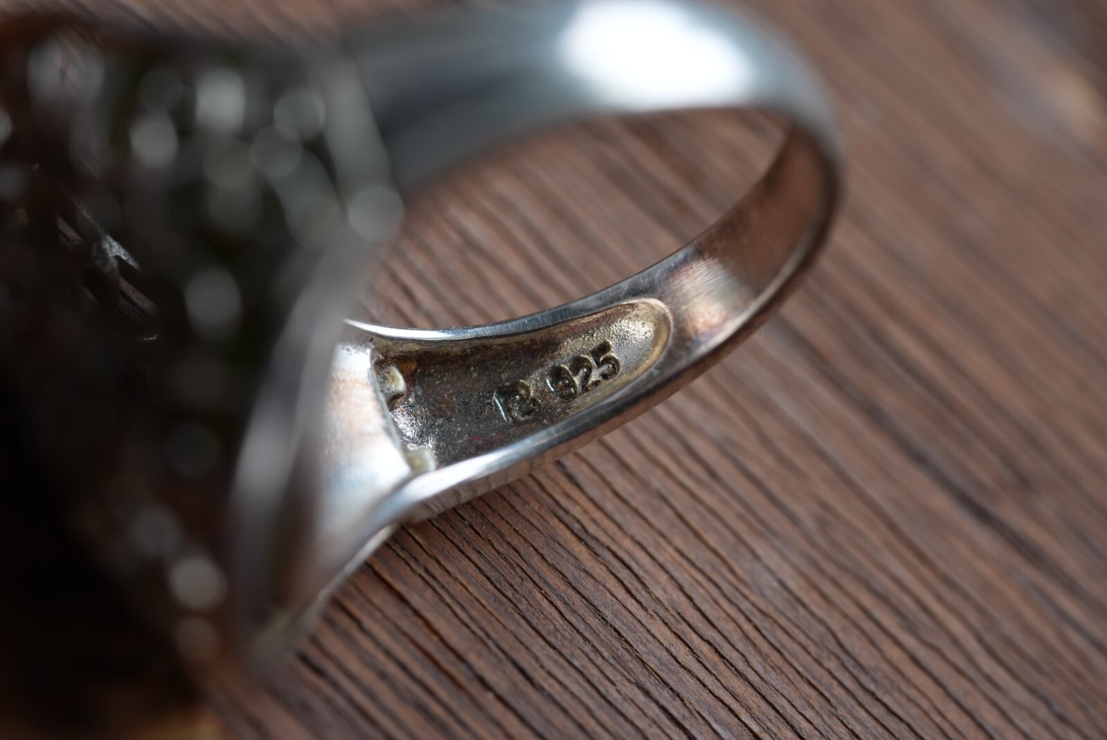 Sterling Silver 925 Ring Vine Pattern Over Green … - image 8