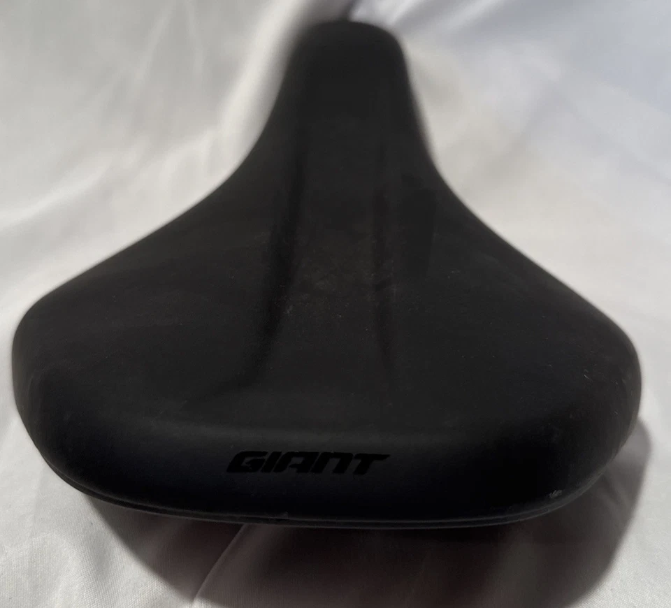 Sillín de bicicleta gigante / despegue de asiento Foto 2 de 4