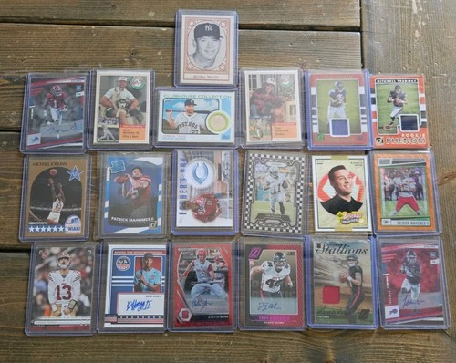 Patrick Mahomes II rated rookie card,Panini Trading Card Lot 19 Cards