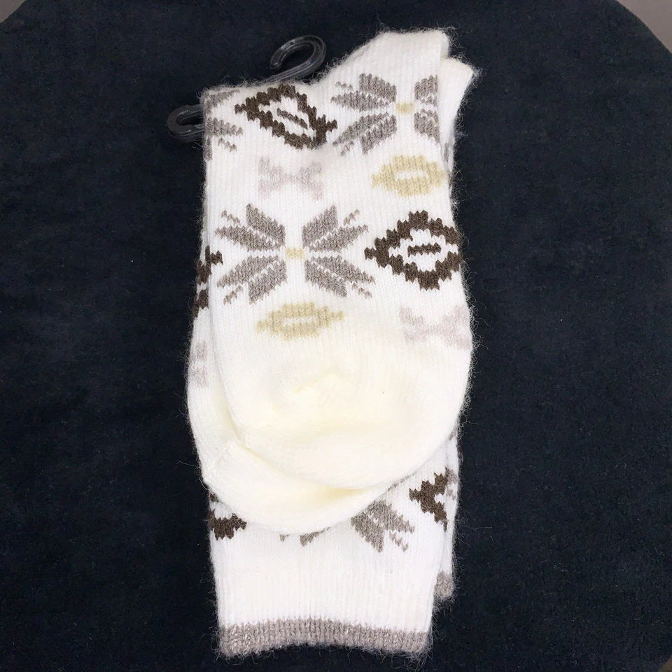 NUEVO Tono Estilo Tobillo Blanco Nórdico Isla Justa Calcetines Mujer Acogedor Regalo Nuevo con Etiquetas Suave Foto 4 de 4