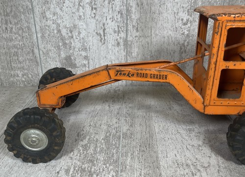Vintage Tonka Road Grader No. 600 Pressed Steel Toy Orange - Picture 3 of 11