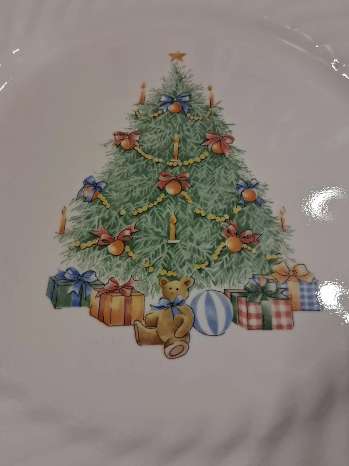 6 pratos de jantar Corelle Christmas Joy 10,25" presentes para árvore de Natal - Imagem 2 de 3