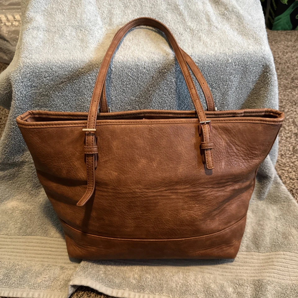 Urban Expressions Tan Large Bag - Image 3 of 4