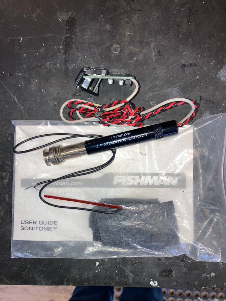 Fishman Sonitone Acoustic Matrix VT Natural 1 Guitar Pickup System