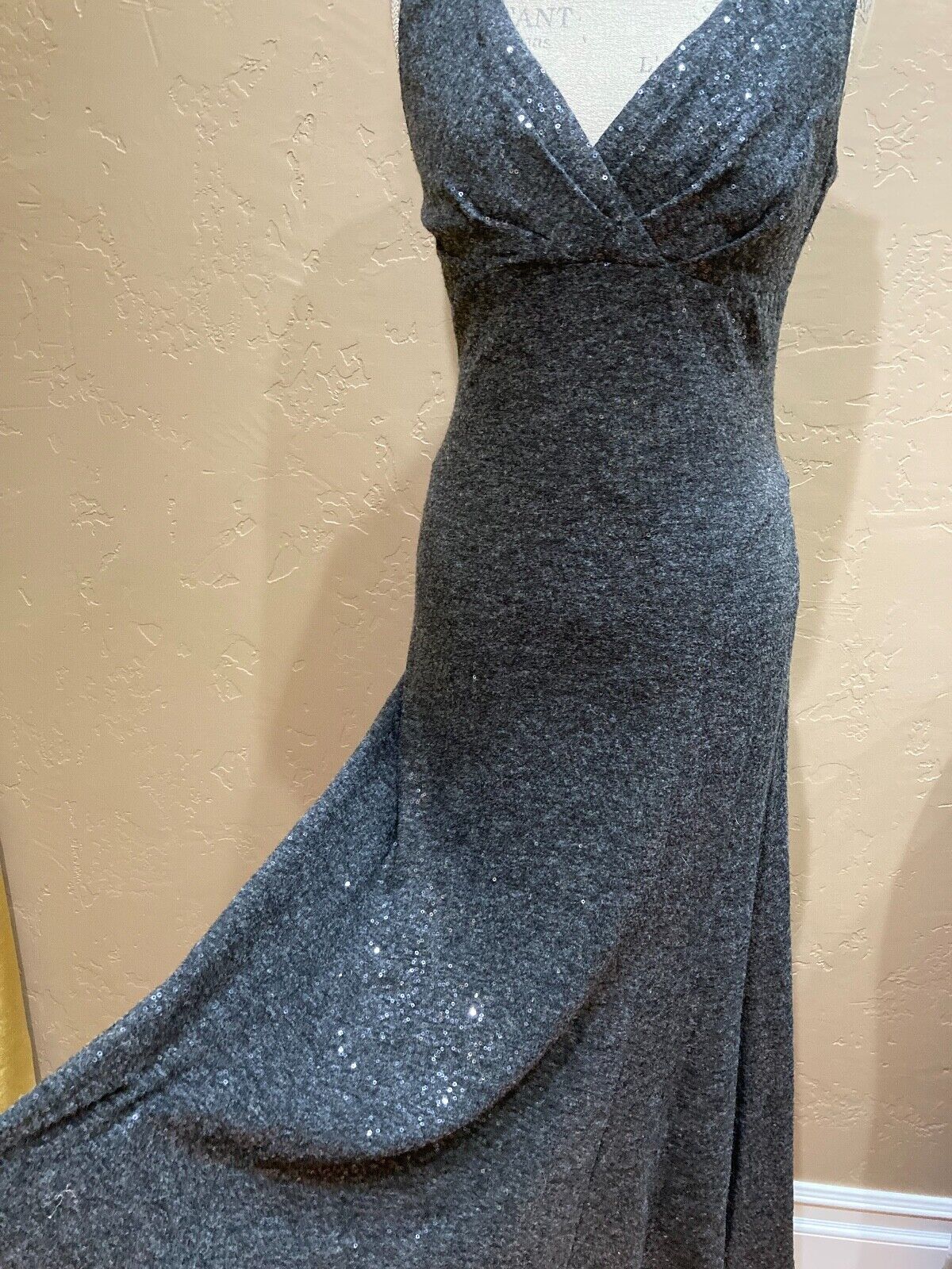 Peruvian Connection Heathered Gray Sequin V-Neck … - image 2